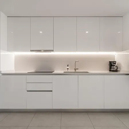 Mesas Southbay Apartment Estepona