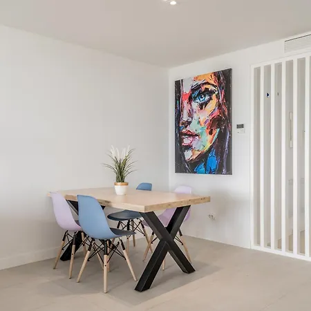 Mesas Southbay * אסטפונה